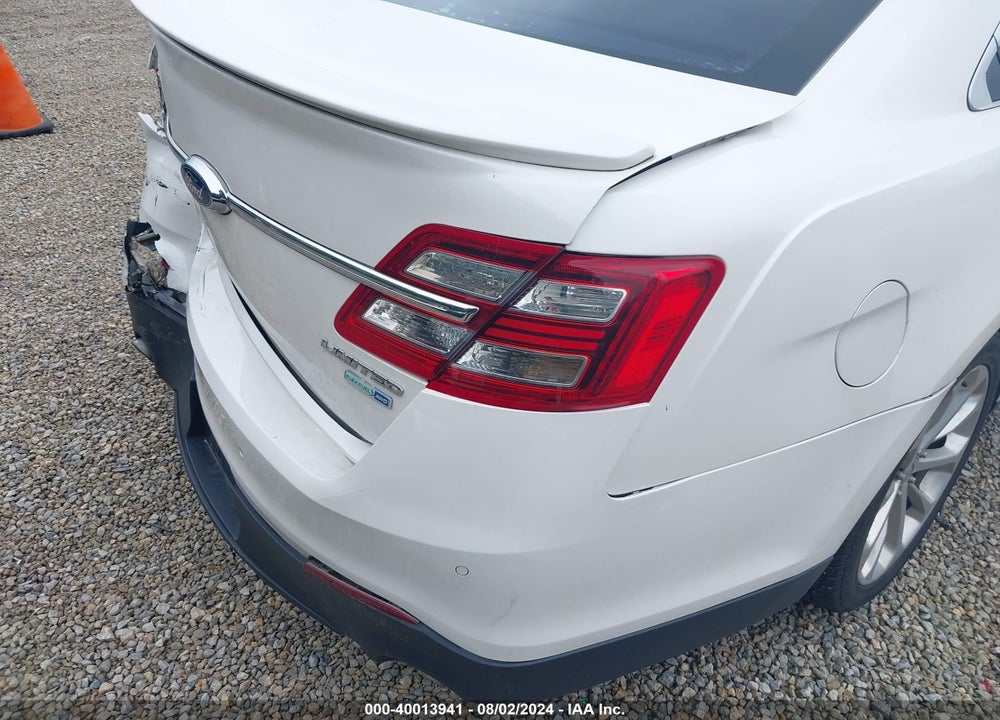 2013 FORD TAURUS LIMITED VIN: 1FAHP2J88DG100820