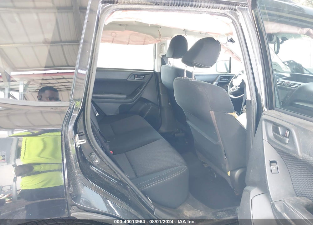 2018 SUBARU FORESTER 2.5I PREMIUM VIN: JF2SJAEC5JH595138
