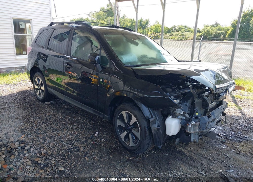 2018 SUBARU FORESTER 2.5I PREMIUM VIN: JF2SJAEC5JH595138