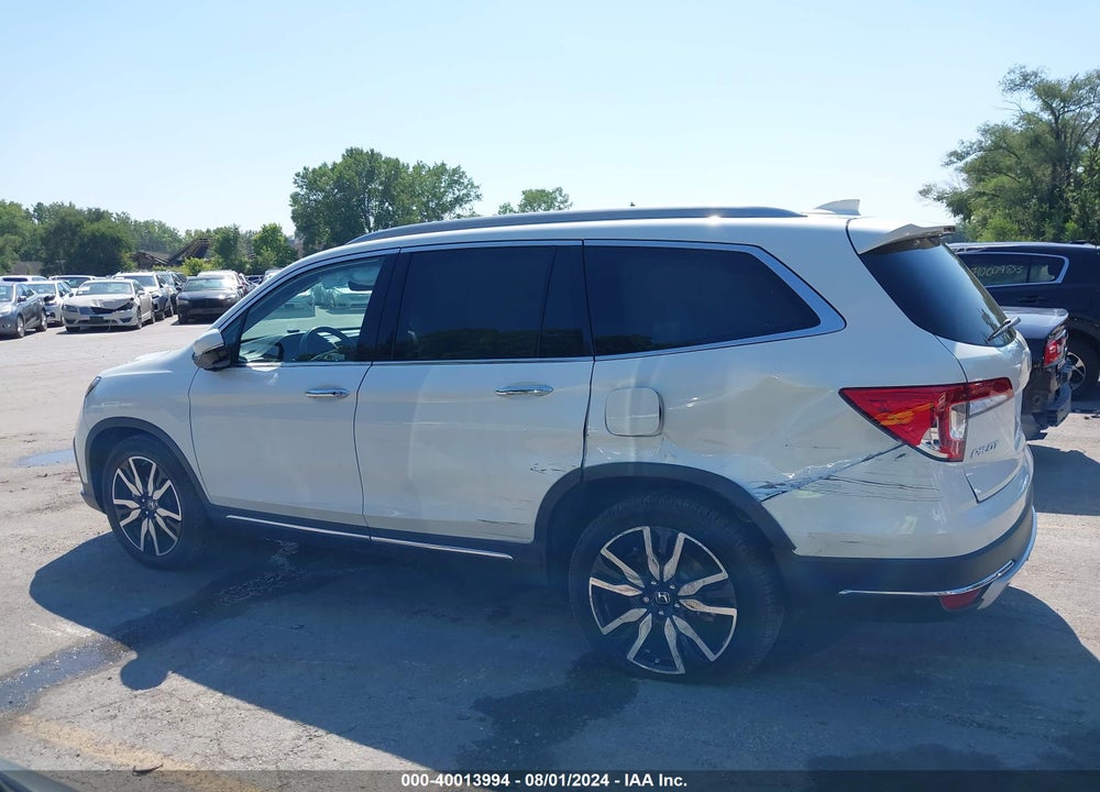 2019 HONDA PILOT TOURING VIN: 5FNYF6H97KB081770
