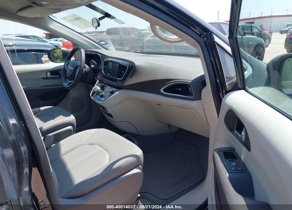 2018 CHRYSLER PACIFICA TOURING VIN: 2C4RC1DG0JR253757