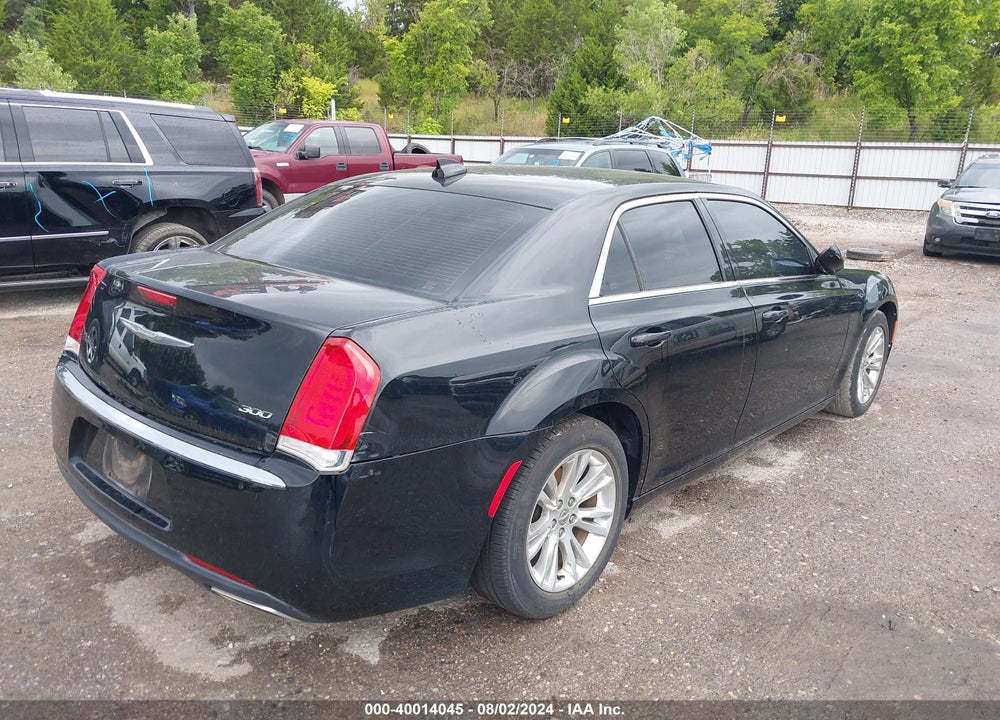 2017 CHRYSLER 300 LIMITED VIN: 2C3CCAAG7HH521704