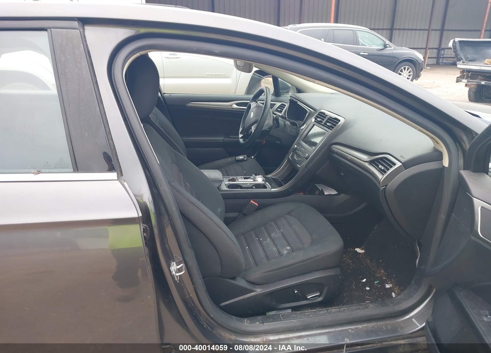2019 FORD FUSION SE VIN: 3FA6P0HD2KR229401