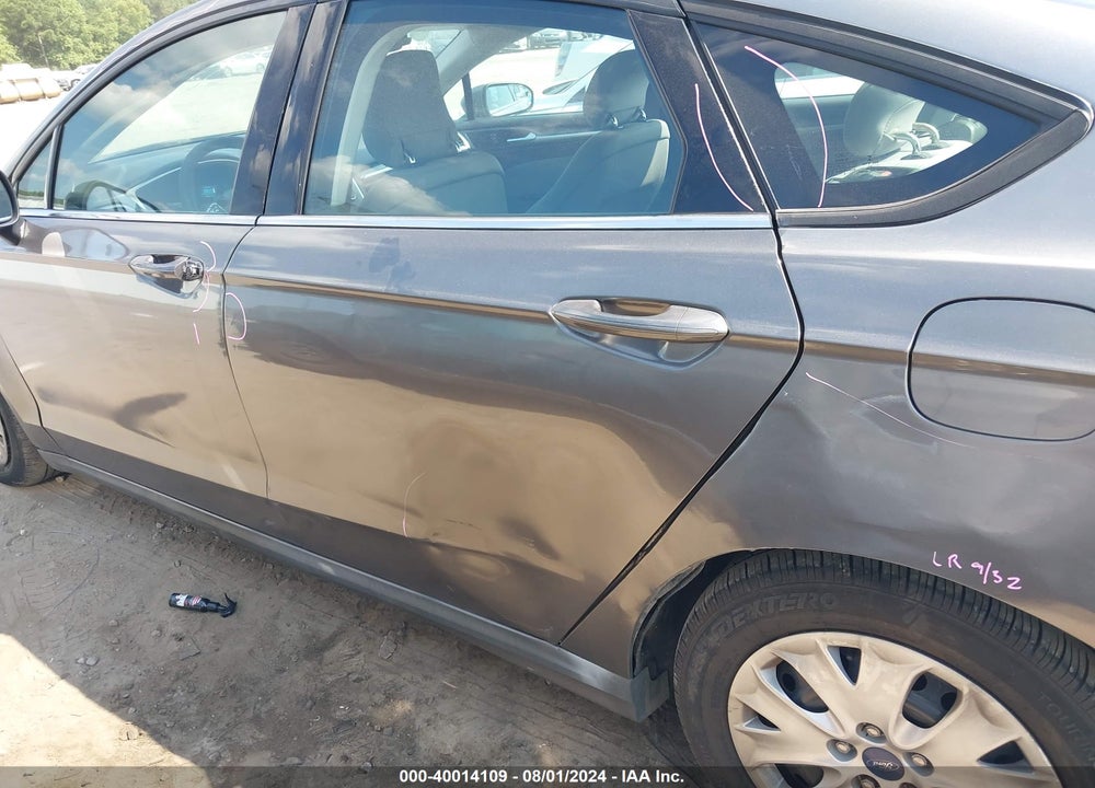 2013 FORD FUSION S VIN: 3FA6P0G78DR161667