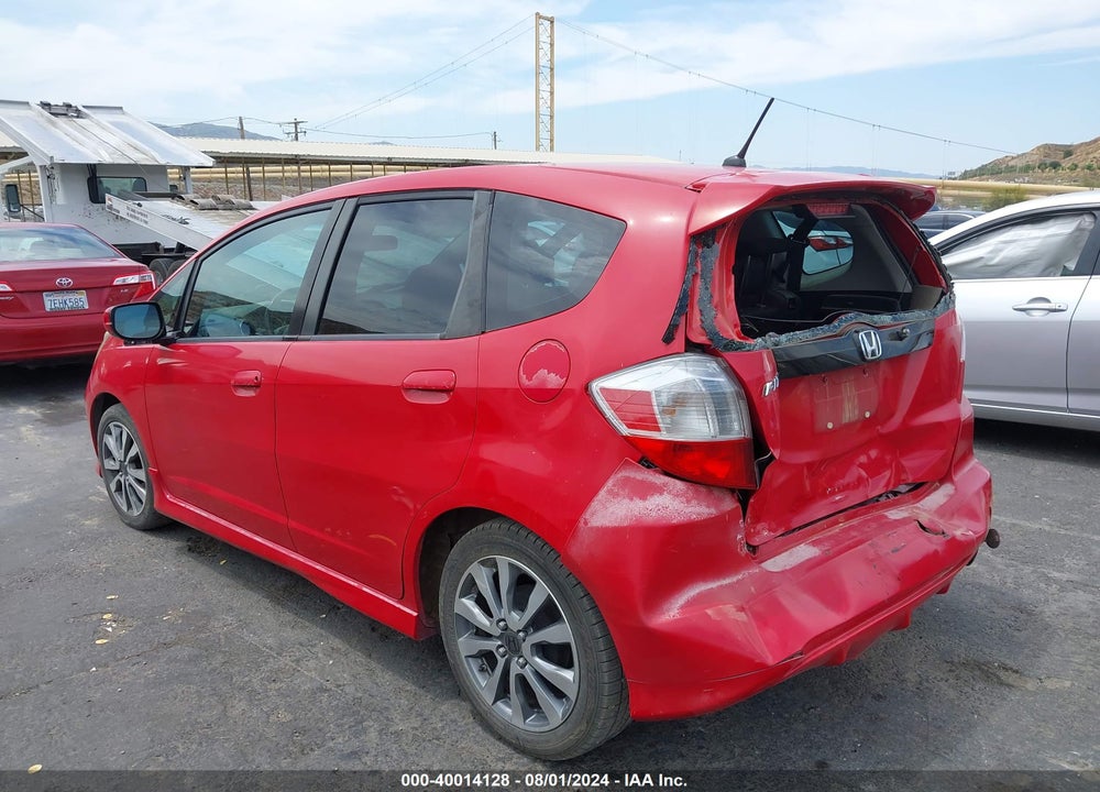 2012 HONDA FIT SPORT VIN: JHMGE8H54CC009672