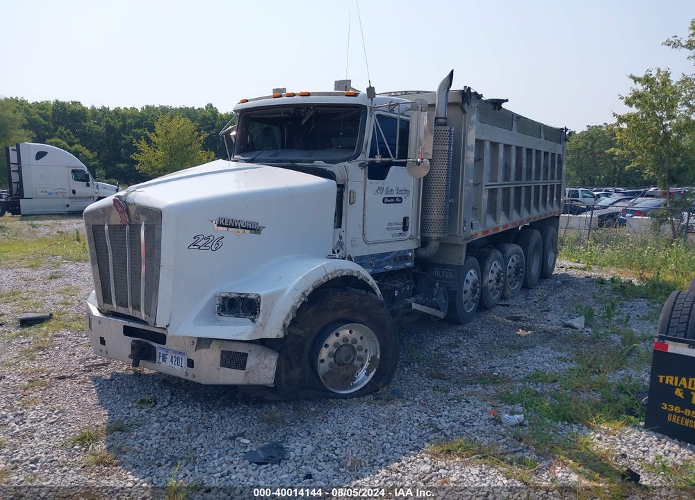 2007 KENWORTH T800 T800 VIN: 1NKDXUEX47J160508
