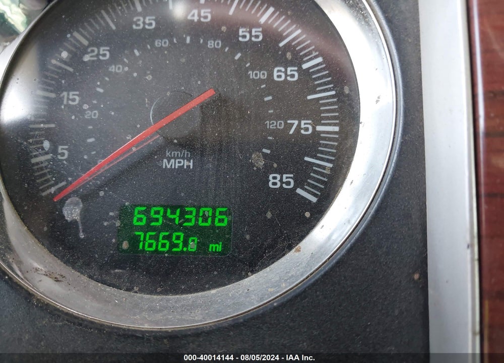 2007 KENWORTH T800 T800 VIN: 1NKDXUEX47J160508