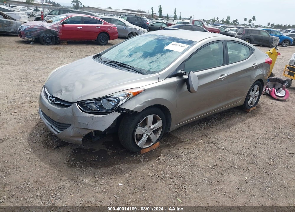 2013 HYUNDAI ELANTRA GLS VIN: 5NPDH4AE8DH358242