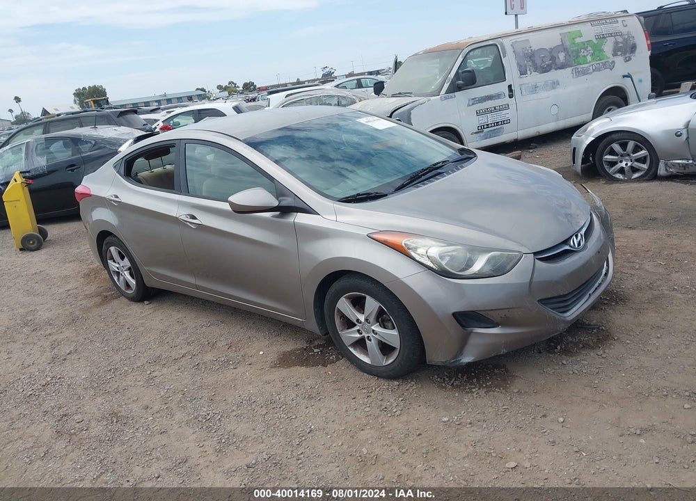 2013 HYUNDAI ELANTRA GLS VIN: 5NPDH4AE8DH358242