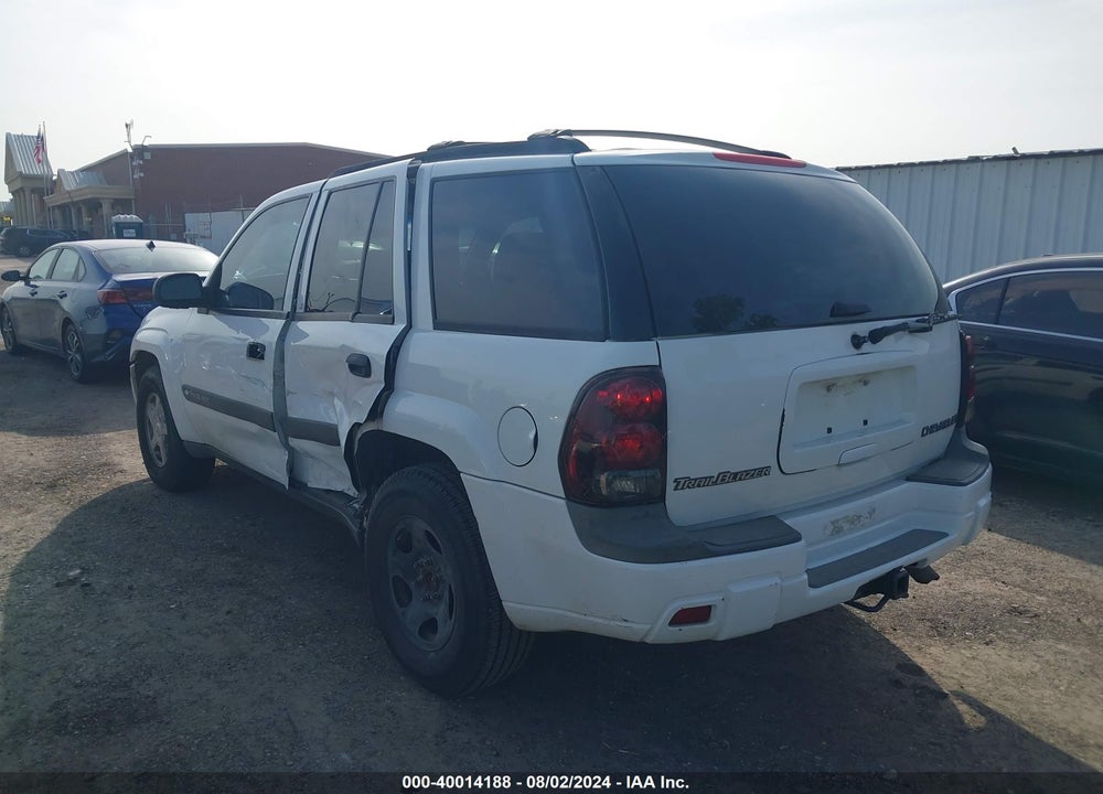2003 CHEVROLET TRAILBLAZER LS VIN: 1GNDS13S432352805