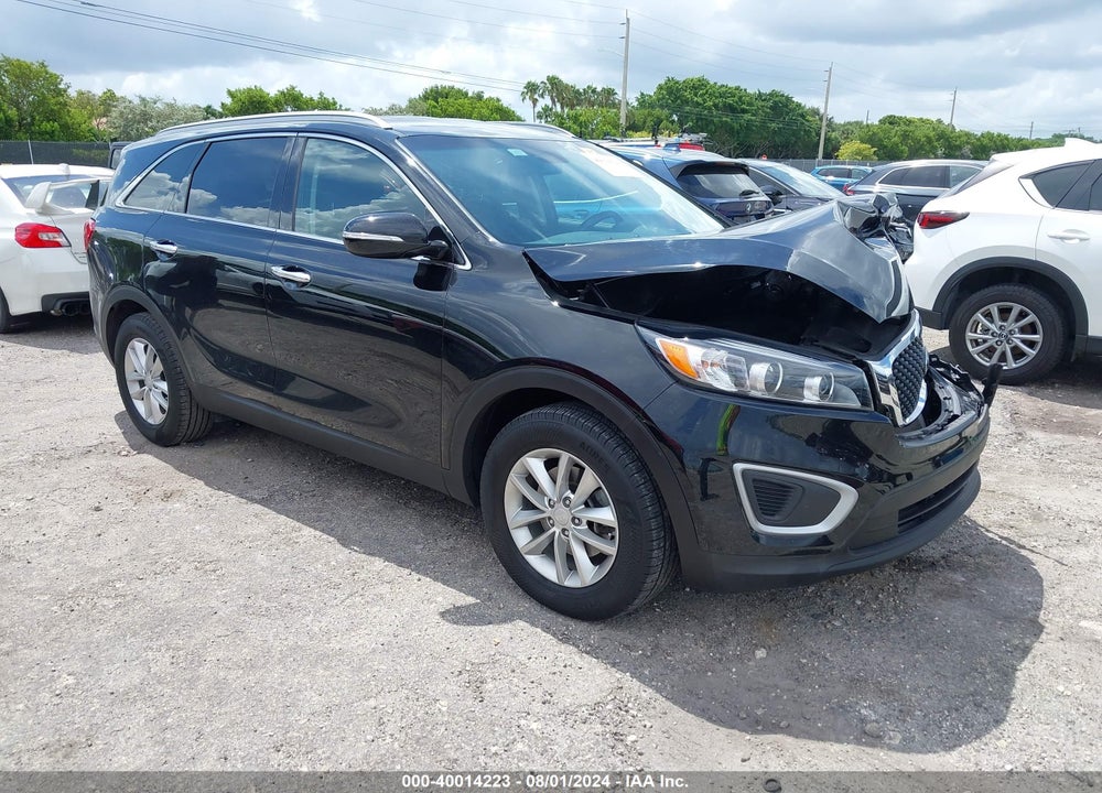 2018 KIA SORENTO 2.4L LX VIN: 5XYPG4A34JG371491