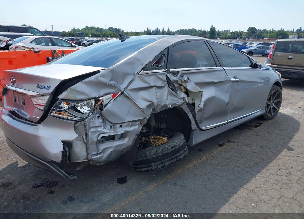 2015 HYUNDAI SONATA HYBRID VIN: KMHEC4A42FA119026