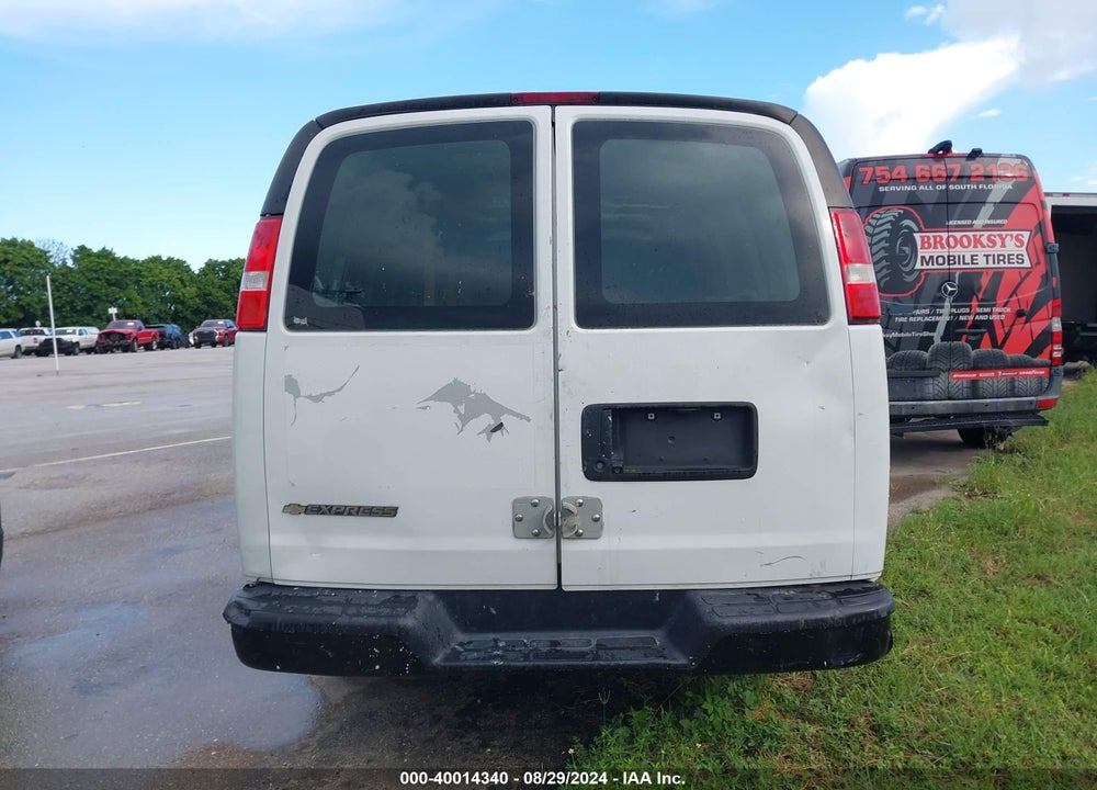 2018 CHEVROLET EXPRESS 2500 WORK VAN VIN: 1GCWGBFP5J1264610
