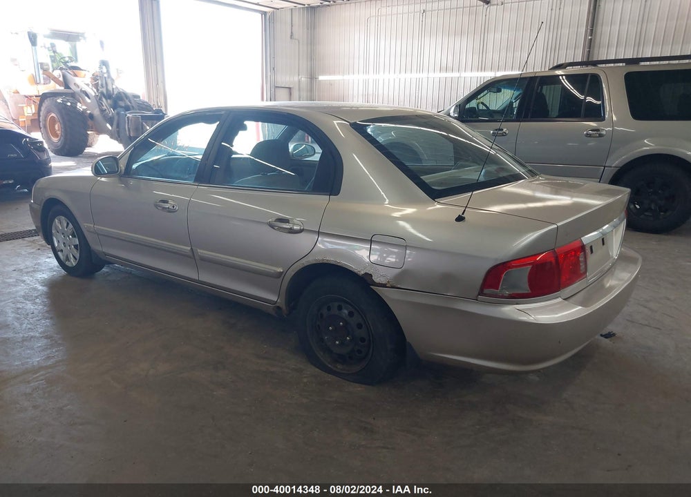 2004 KIA OPTIMA EX/LX VIN: KNAGD126245282870