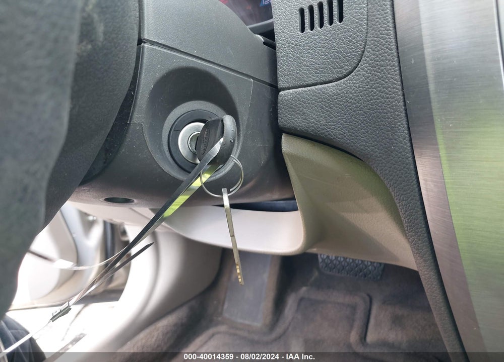 2010 FORD FUSION SE VIN: 3FAHP0HAXAR409349