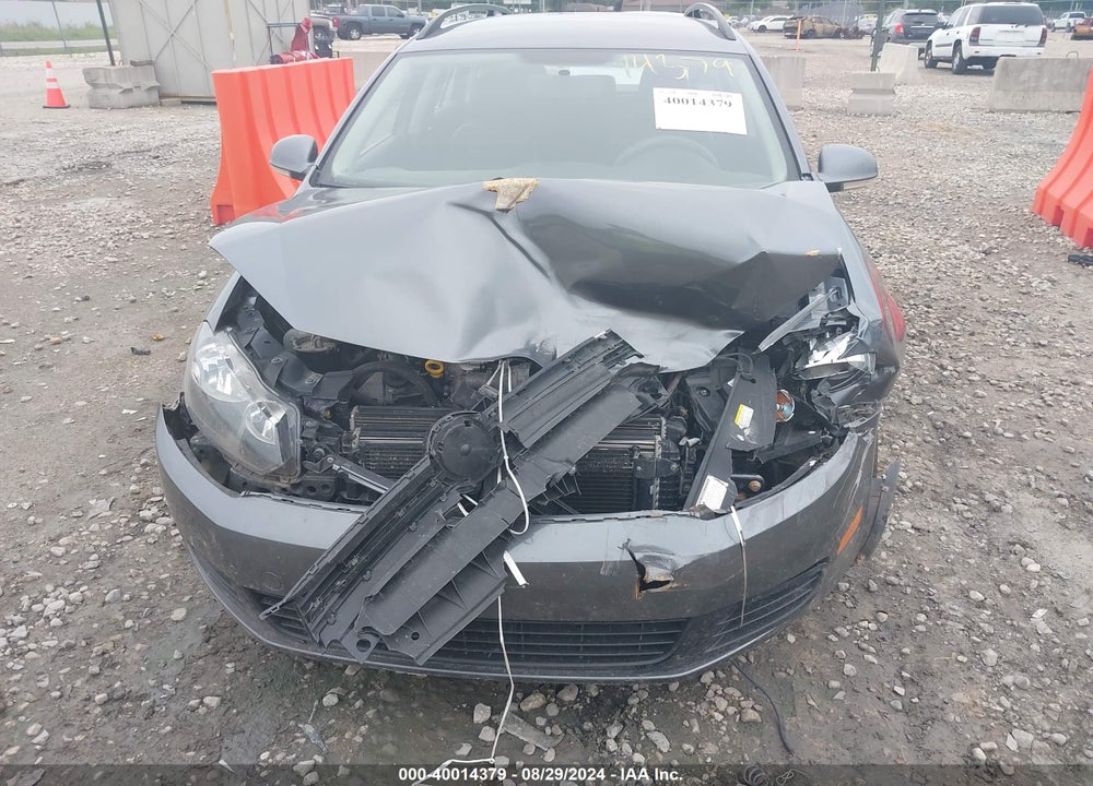 2014 VOLKSWAGEN JETTA SPORTWAGEN 2.0L TDI VIN: 3VWPL7AJ6EM618527