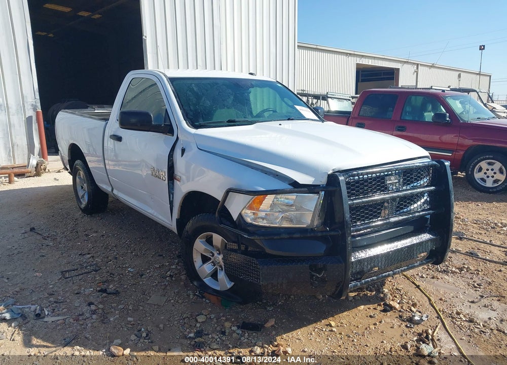 2015 RAM 1500 VIN: 3C6JR7AT7FG647776