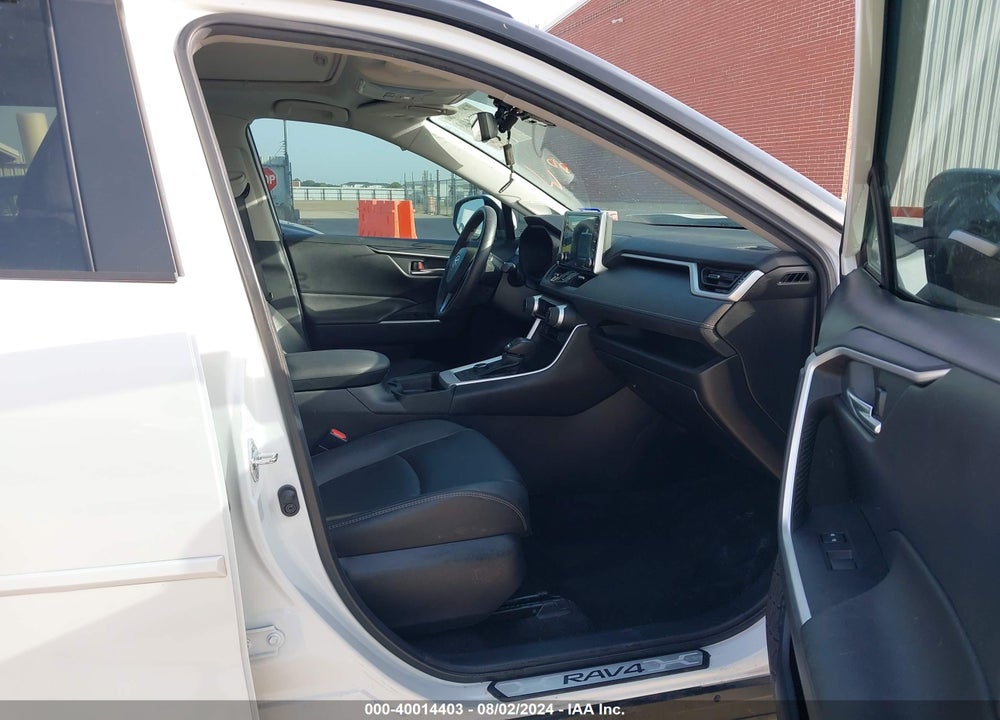 2021 TOYOTA RAV4 HYBRID XLE PREMIUM VIN: 2T3B6RFV3MW029489