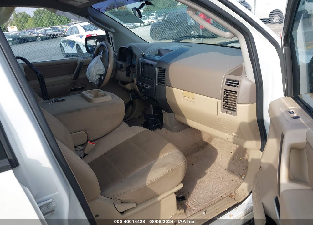 2010 NISSAN TITAN XE VIN: 1N6BA0EJ9AN302153
