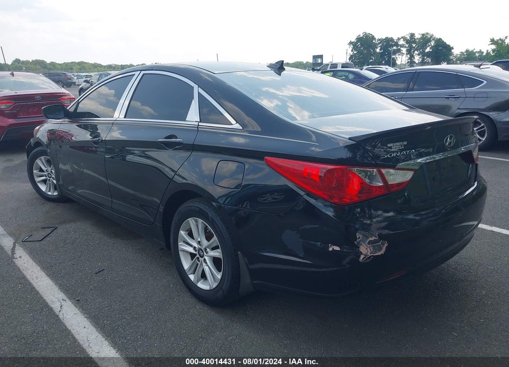 2013 HYUNDAI SONATA GLS VIN: 5NPEB4AC4DH670997