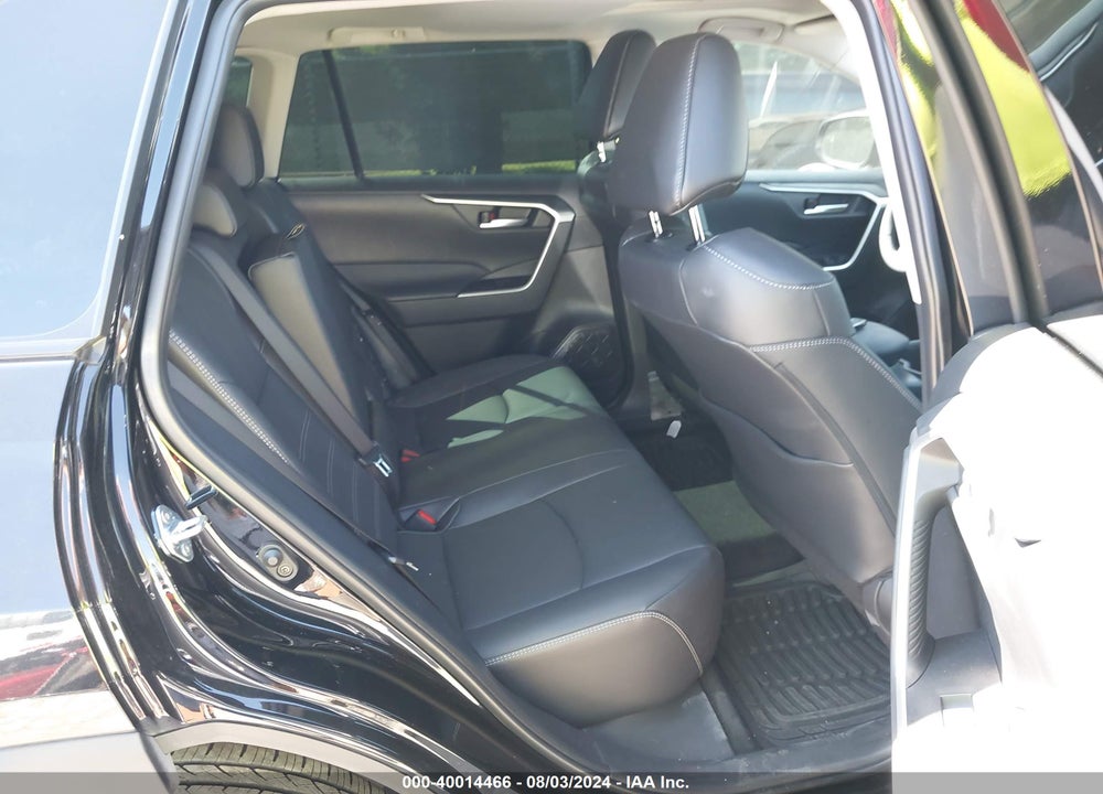 2024 TOYOTA RAV4 XLE PREMIUM VIN: 2T3C1RFV8RW301979
