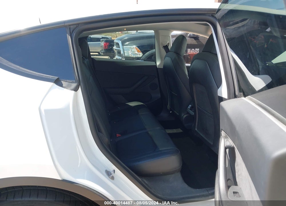 2021 TESLA MODEL Y VIN: 5YJYGDEEXMF186406
