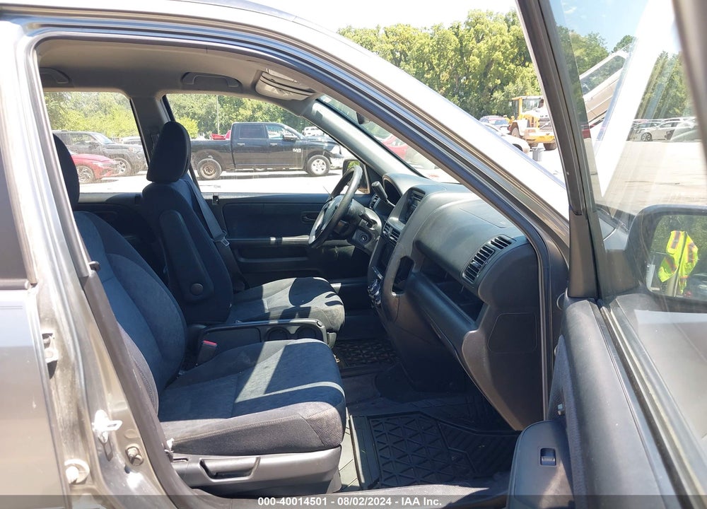 2006 HONDA CR-V LX VIN: JHLRD78556C021182