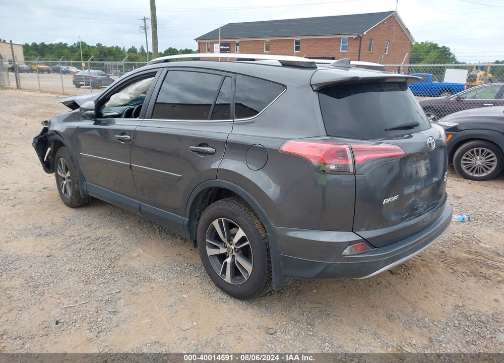 2016 TOYOTA RAV4 XLE VIN: JTMRFREV8GJ096575