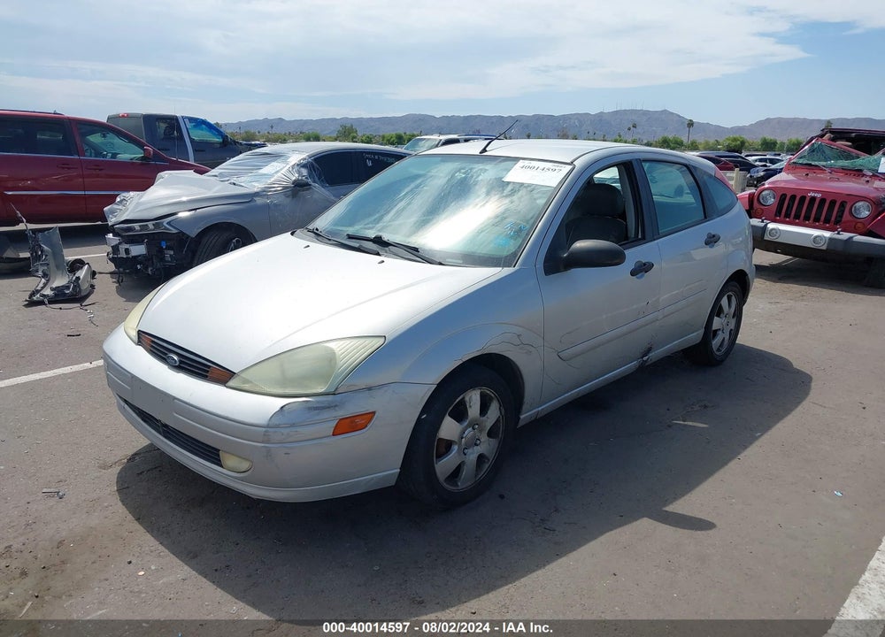 2002 FORD FOCUS ZX5 VIN: 3FAFP373X2R222500