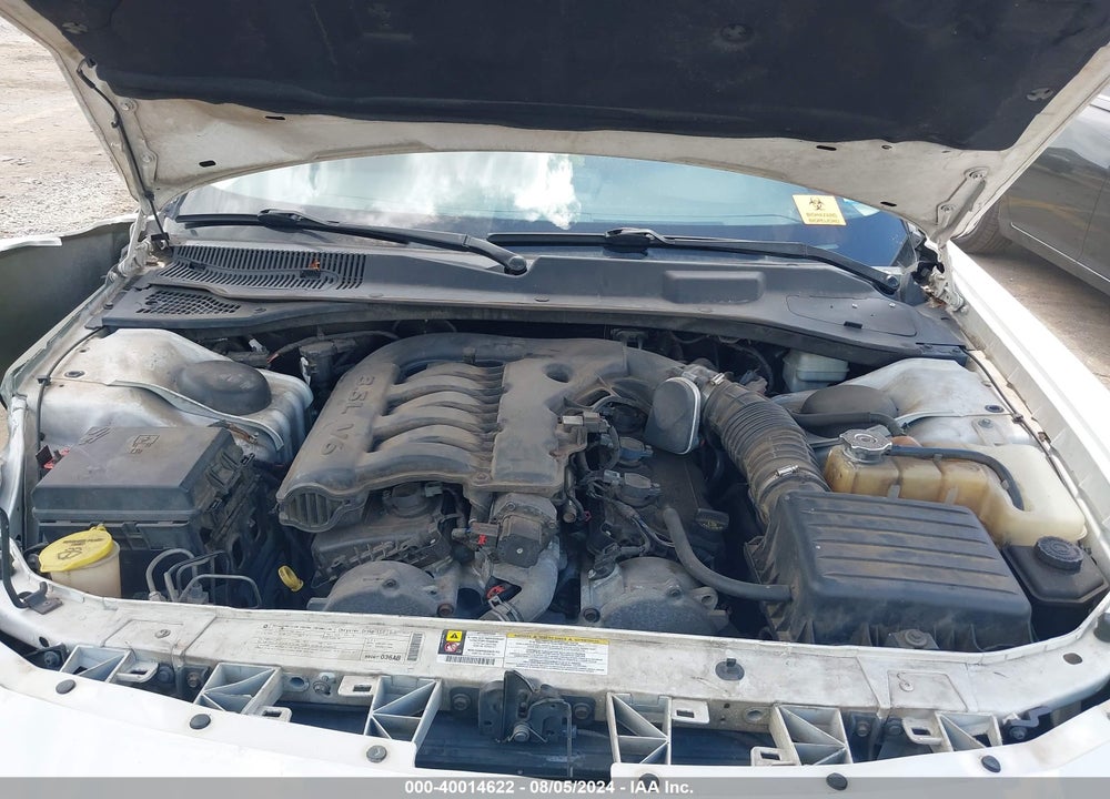 2010 DODGE CHARGER VIN: 2B3CA3CV5AH152602