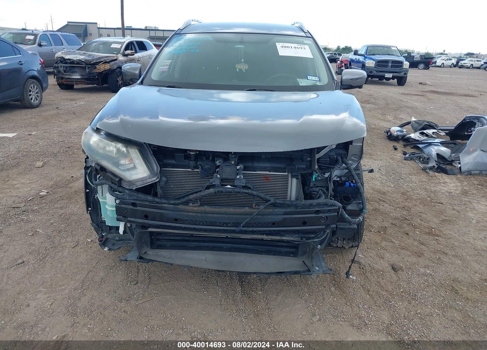 2018 NISSAN ROGUE SV VIN: KNMAT2MT6JP583985