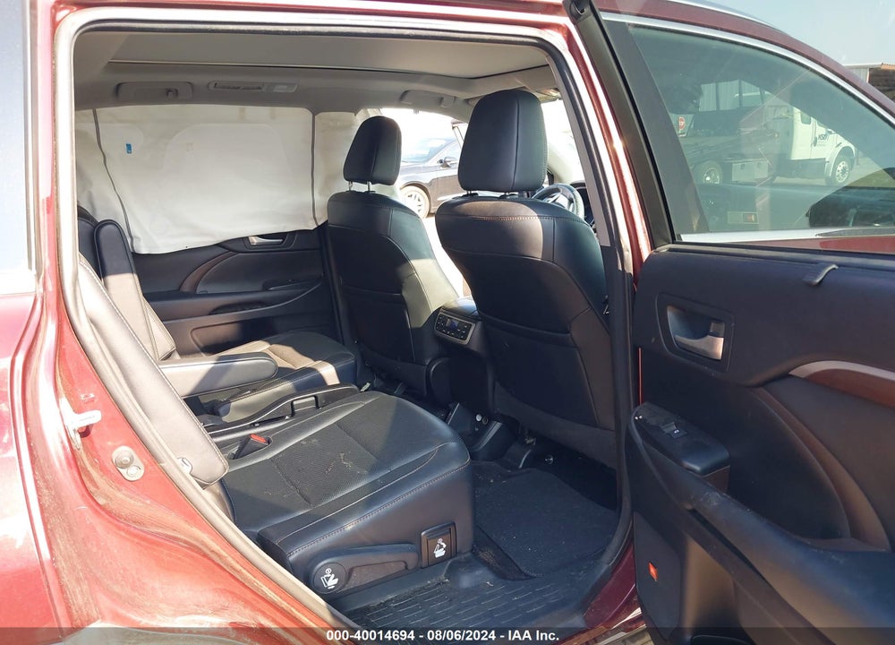 2016 TOYOTA HIGHLANDER LIMITED PLATINUM V6 VIN: 5TDYKRFH7GS132629