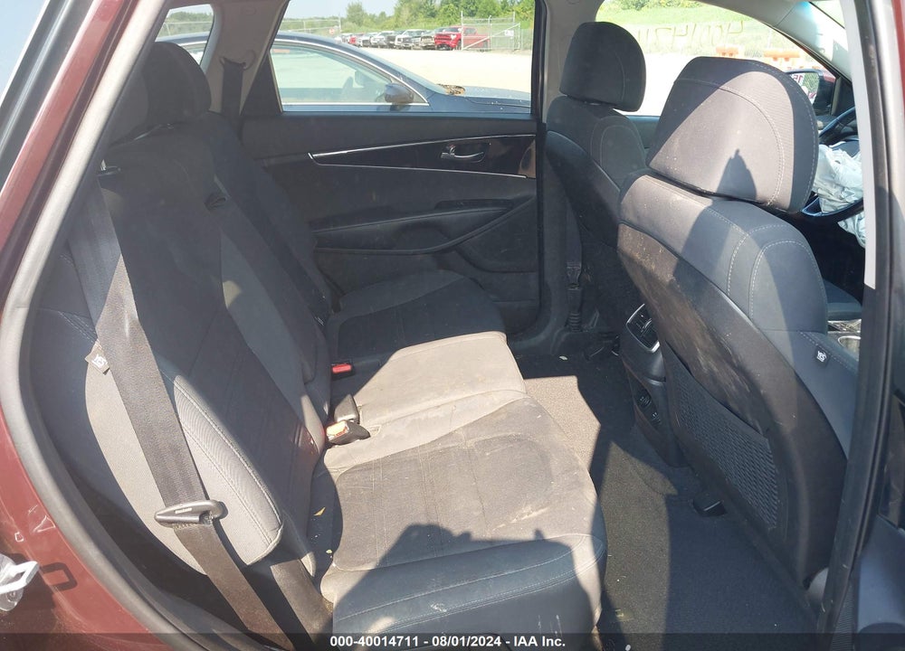 2017 KIA SORENTO 2.4L LX VIN: 5XYPGDA30HG199521
