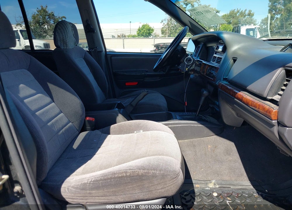 1998 JEEP GRAND CHEROKEE LAREDO VIN: 1J4FX58S7WC274788