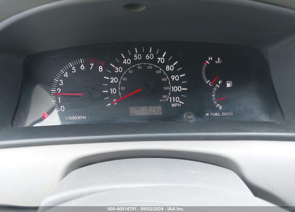 2005 TOYOTA COROLLA LE VIN: 1NXBR32E55Z409843