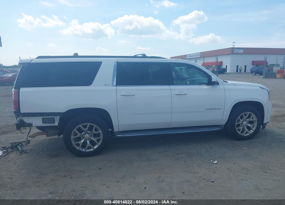 2015 GMC YUKON XL 1500 SLT VIN: 1GKS1HKC6FR149582