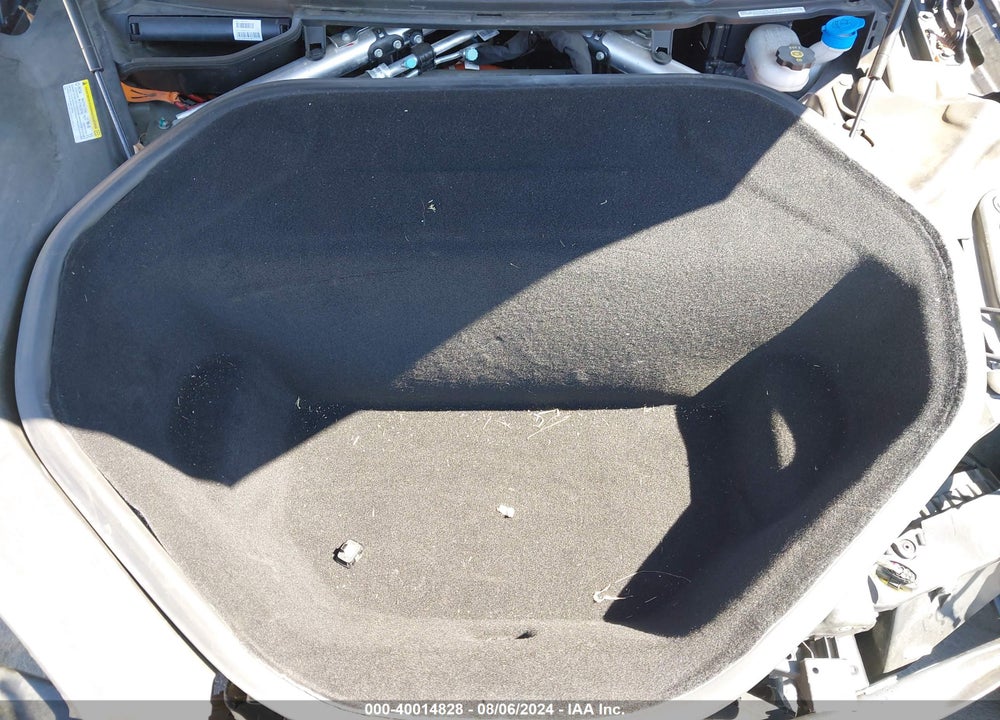 2015 TESLA MODEL S 85D/P85D VIN: 5YJSA1H43FF085235