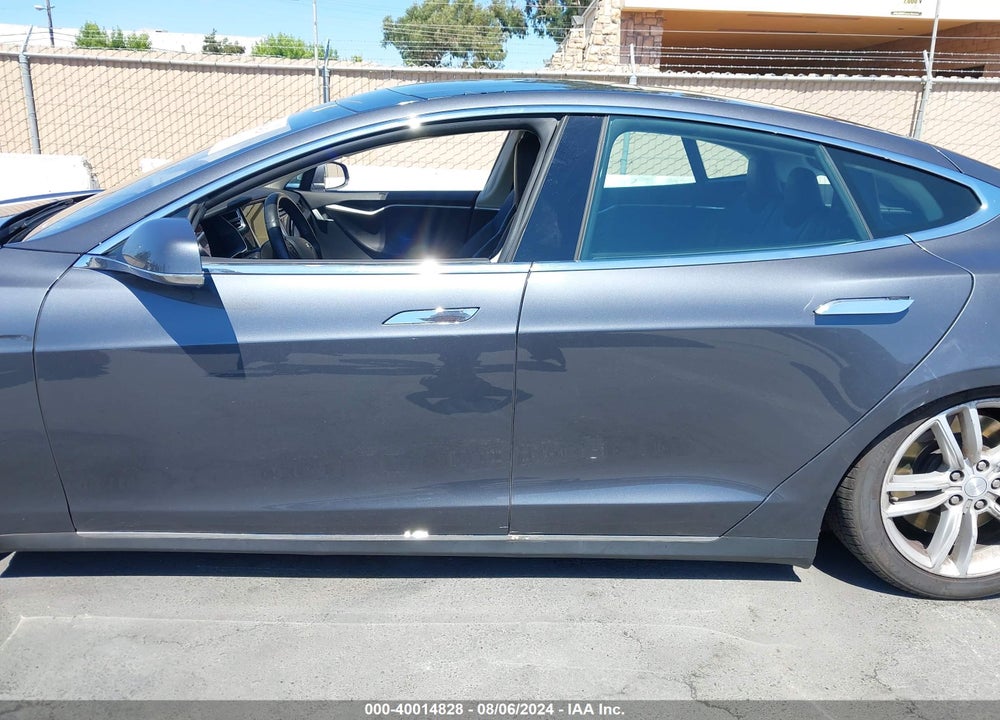2015 TESLA MODEL S 85D/P85D VIN: 5YJSA1H43FF085235