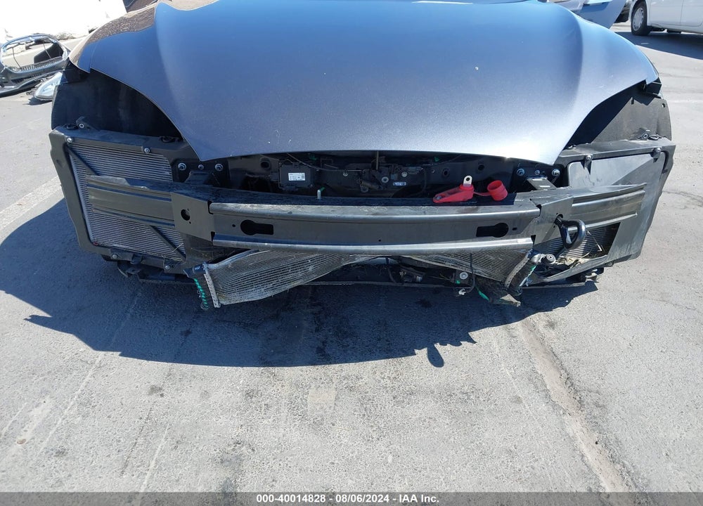 2015 TESLA MODEL S 85D/P85D VIN: 5YJSA1H43FF085235