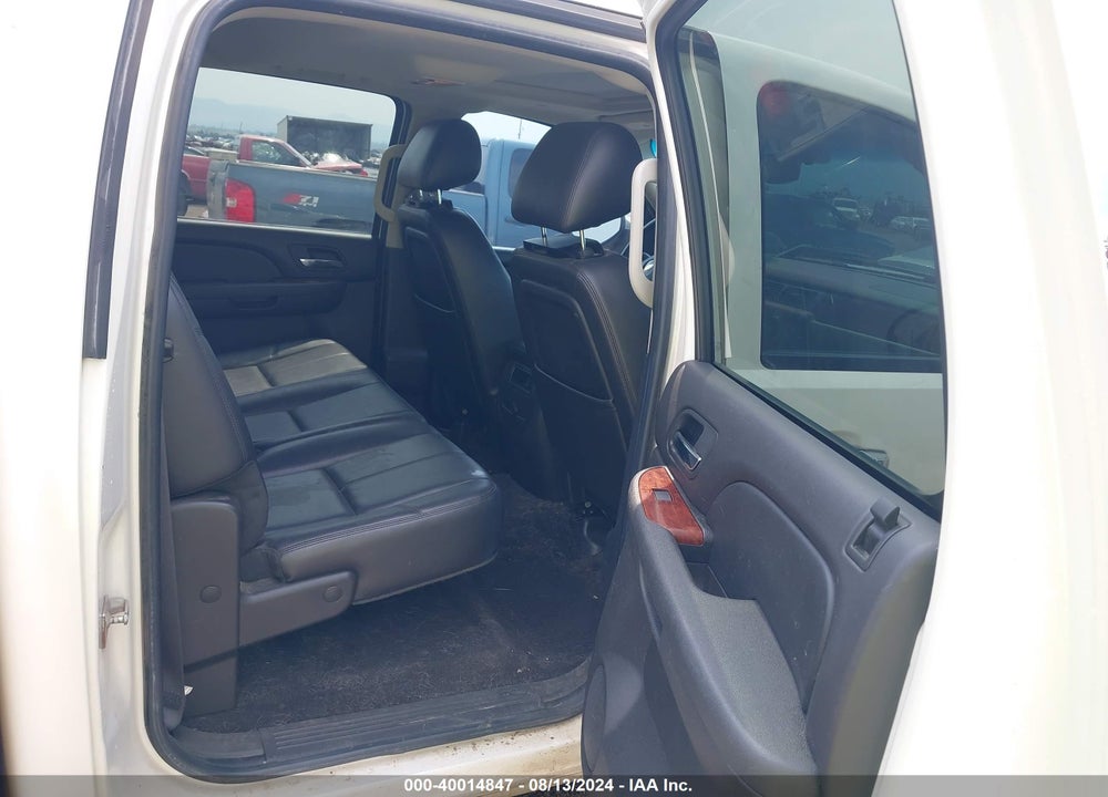 2011 CHEVROLET SILVERADO 1500 LTZ VIN: 3GCPKTE34BG190073