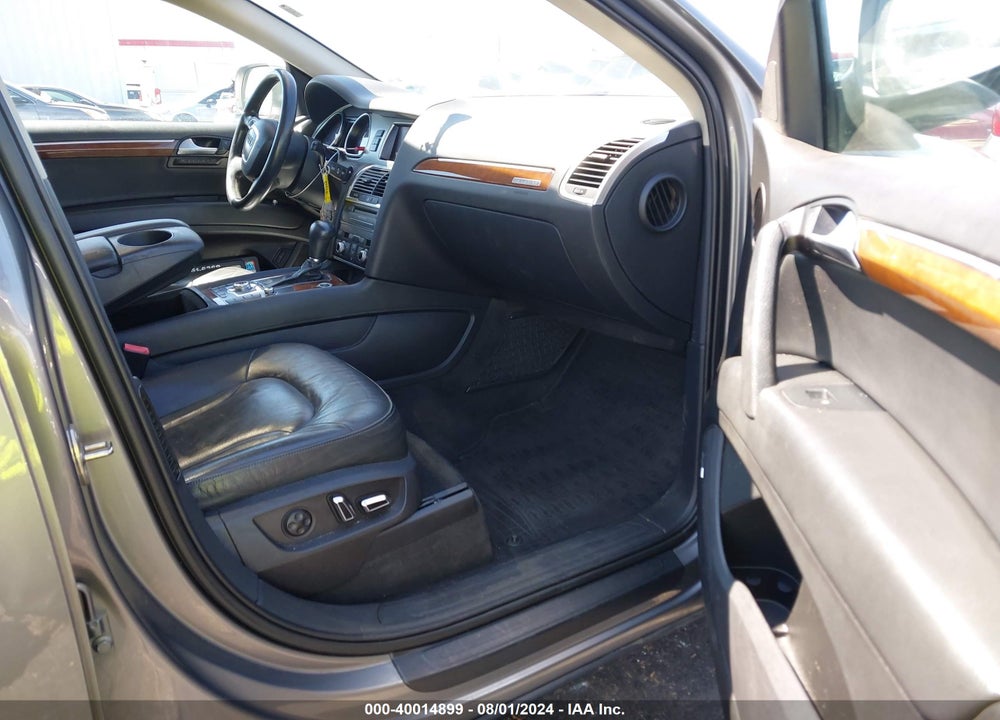 2011 AUDI Q7 3.0T PREMIUM VIN: WA1LGAFE3BD002087