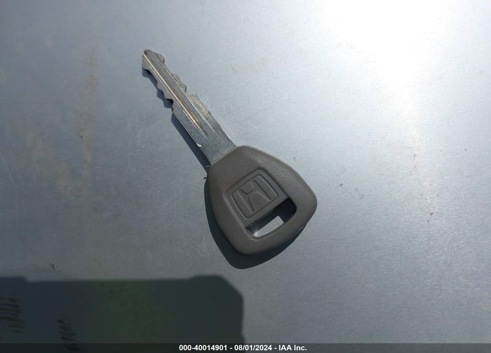 2002 HONDA ACCORD 2.3 EX VIN: JHMCG66092C028110