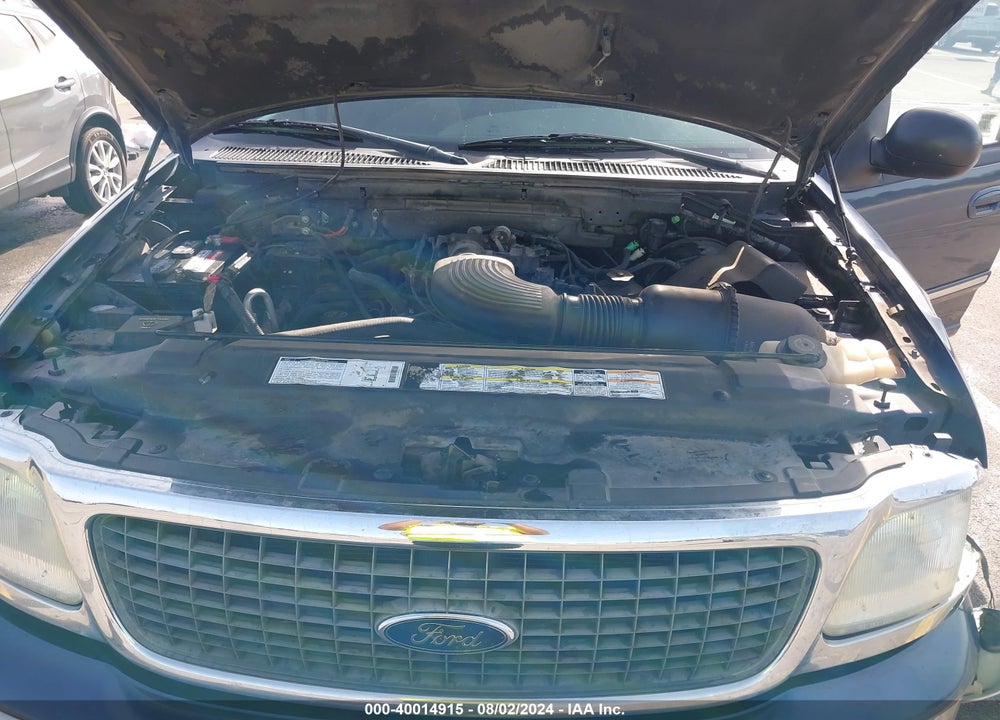2002 FORD EXPEDITION XLT VIN: 1FMRU15W22LA98458
