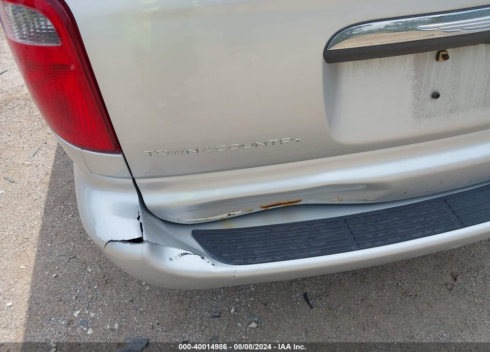 2004 CHRYSLER TOWN & COUNTRY VIN: 1C4GP45R54B579912