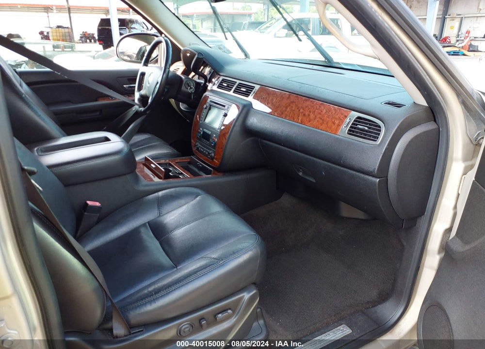 2007 CHEVROLET TAHOE LTZ VIN: 1GNFC13J57J398426