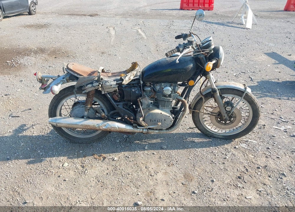 1975 YAMAHA V STAR 650 VIN: 447104865