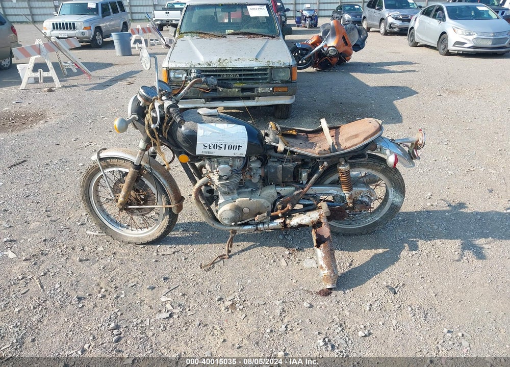 1975 YAMAHA V STAR 650 VIN: 447104865