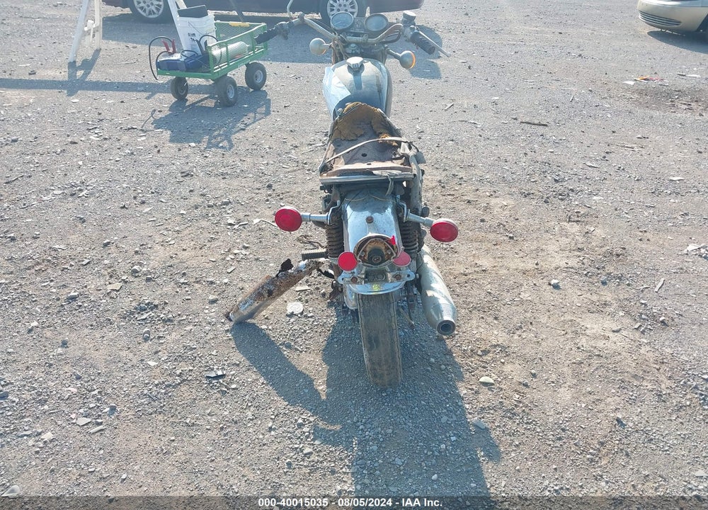 1975 YAMAHA V STAR 650 VIN: 447104865