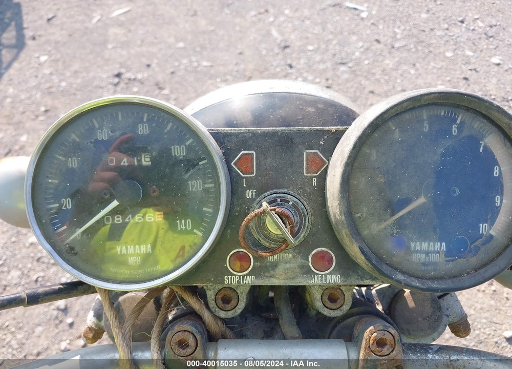 1975 YAMAHA V STAR 650 VIN: 447104865