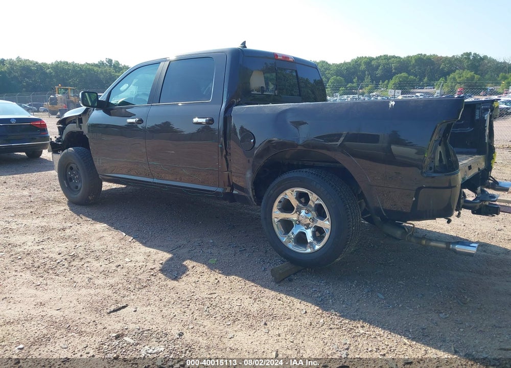 2017 RAM 1500 LAIE  4X4 5'7 BOX VIN: 1C6RR7NM2HS710512